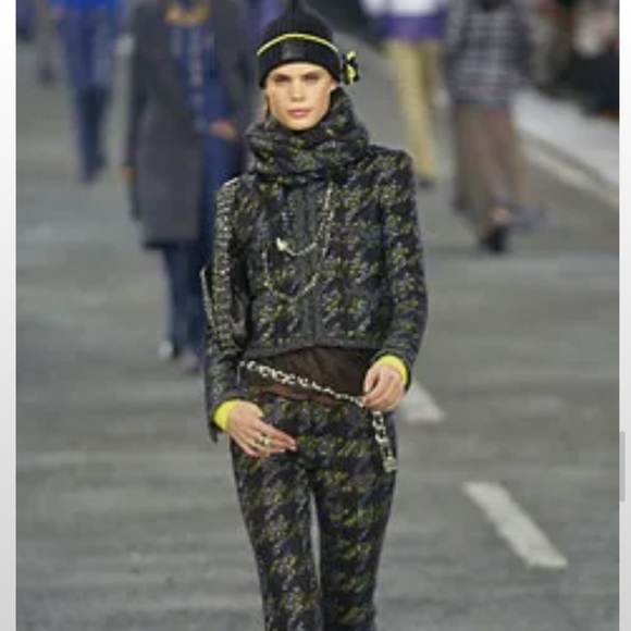 ✨CHANEL Winter Tweed 2004-vintage Jacket EXCELLENT like-new condtn Lagerfeld - Picture 11 of 16